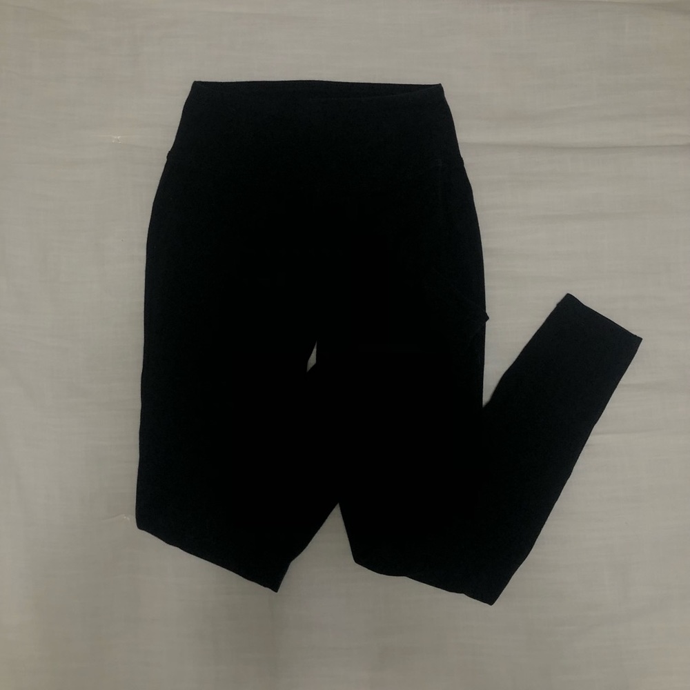 black leggings